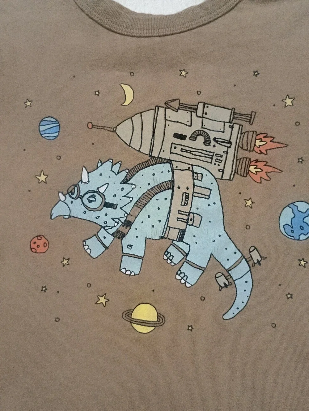 4/$15 Set of 2 Short Sleeve Graphic Tshirts, 2T